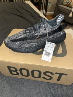 Adidas YZY V2