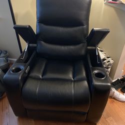 Serta Power Recliner