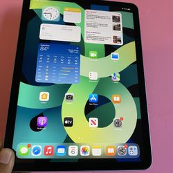 Apple IPad Air 4th Generation (10.9” Liquid Retina/ 2020 Model) 64GB with Accessories (Apple pencil compatible / Apple warranty till Feb. 2023)