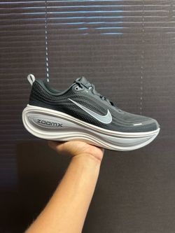 Nike Vomero Plus ( Men’s )