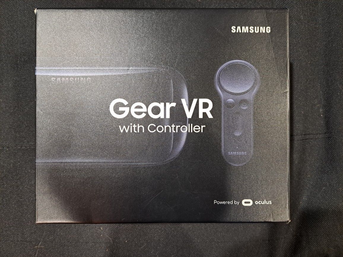 Samsung Gear VR w/ Controller