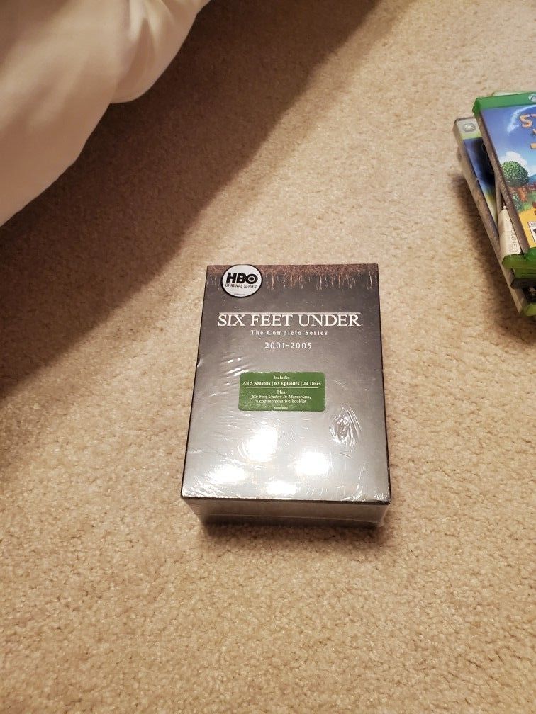 Six Feet Under TV Show Boxed Collection