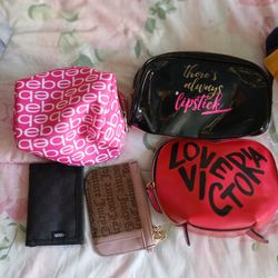 Makeup bags / Wallets