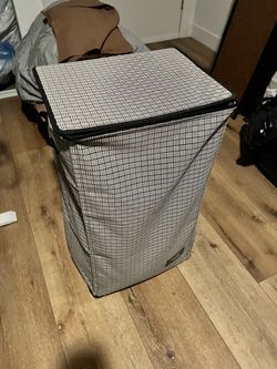 Moving sale