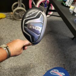 Very Nice Tommy Armour Hybrid 