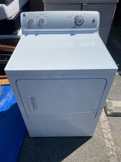 GE Gas Dryer - 27-inch, 7.0 cu. ft. capacity. Delivery Available for a fee.