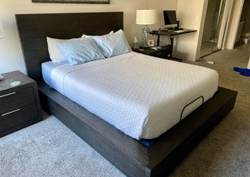 RH Restoration Hardware Machinto Panel Bed