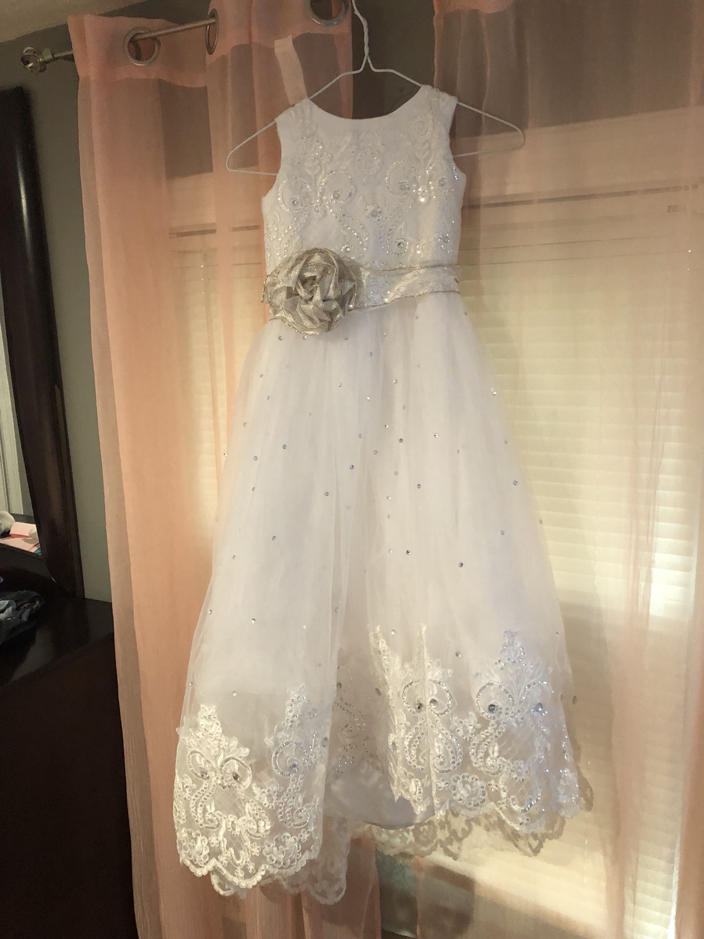 FloWer girl Dress size4