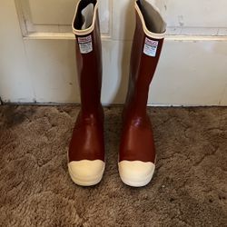 Tingley Neoprene Steel Toe Boots Size 9(2 sizes Down)