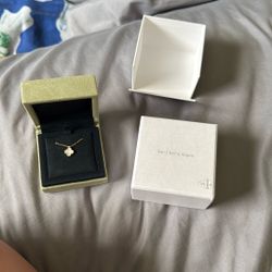 Van Cleef Necklace And Bracelet Set 