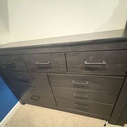 DESSERS (GOOD CONDITION ) 