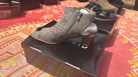 Shoe size 13