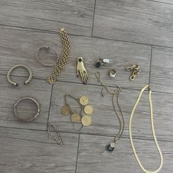 Lot Of 12 Gold Tone Costume Jewelry