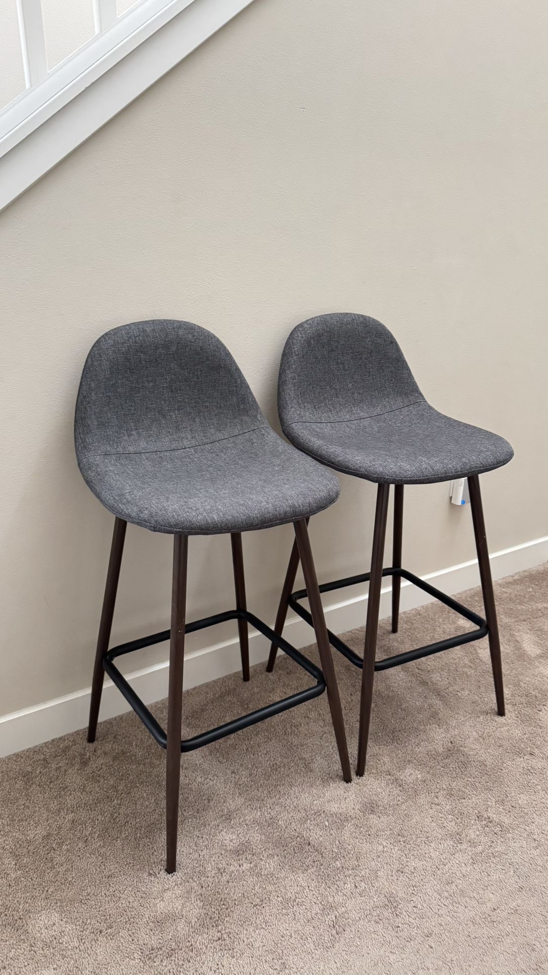 Modern Bar Stools🌺like new