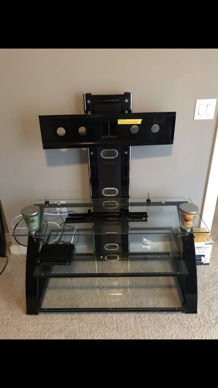 Tv stand up to 65 inch tv 60$