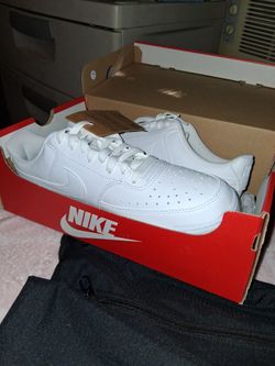 Low Nike Court vision