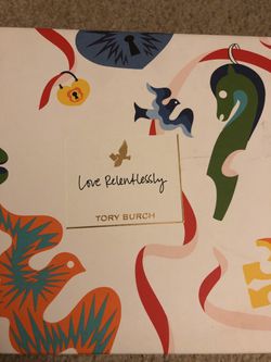 TORY BURCH Love Relentlessly Full Size Gift Set From Macy's for Sale in  Fremont, CA - OfferUp