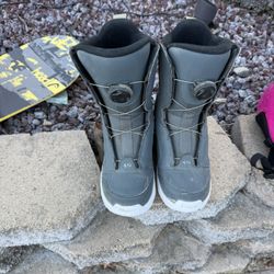 Youth Snow Board Boots Size 3