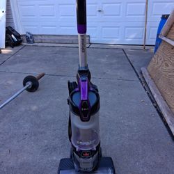 /*/*/*/* BISSELL  UPRIGHT VACUUM *\*\*\*\