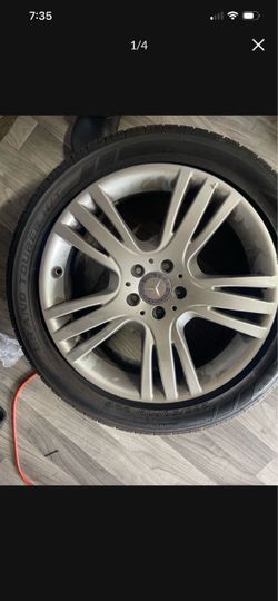 Mercedes-Benz OEM Wheel with Tire 235/50R19