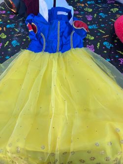 Princess costume 5-6 year old