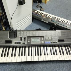 Casio CTK-720 61-Key Portable Keyboard