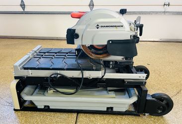 Diamondback 10” Heavy-Duty Wet Tile Saw + Stand