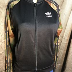 Adidas Men  Size XS  $6