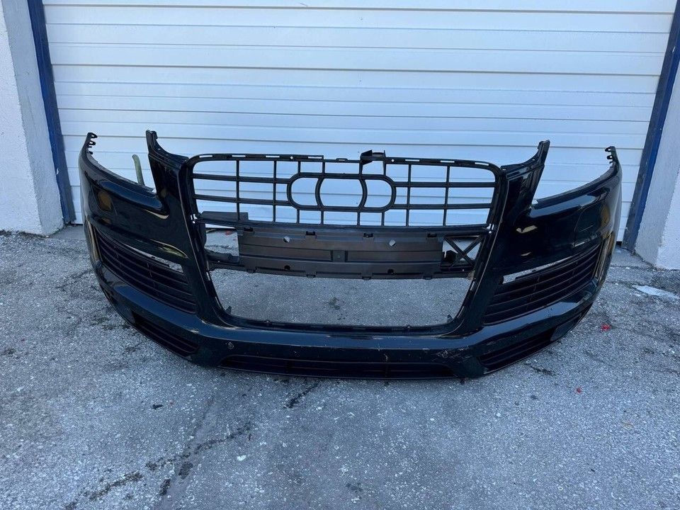 07-09 AUDI Q7 S-LINE FRONT BUMPER COMPLETE ASSEMBLY 4L0807437D OEM