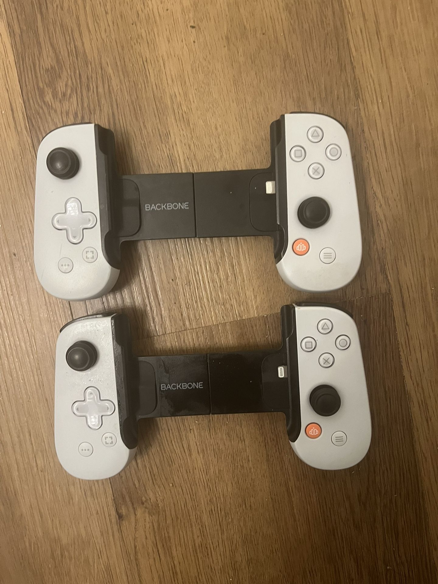 Back Bone PlayStation edition controller for phone