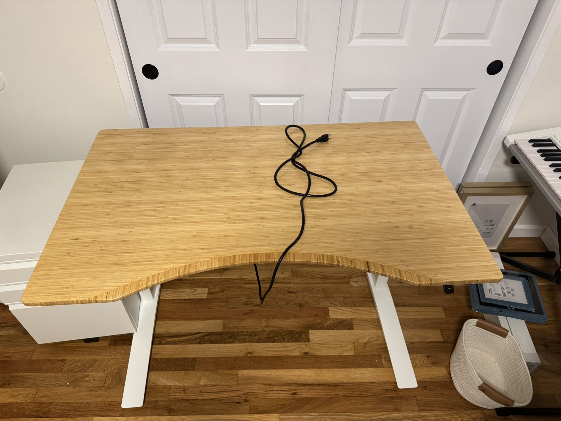 Fully Jarvis Sit Stand Desk