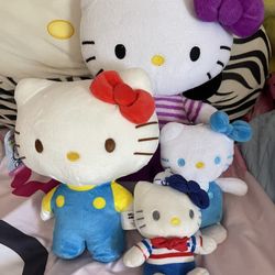 Sanrio Plushies 