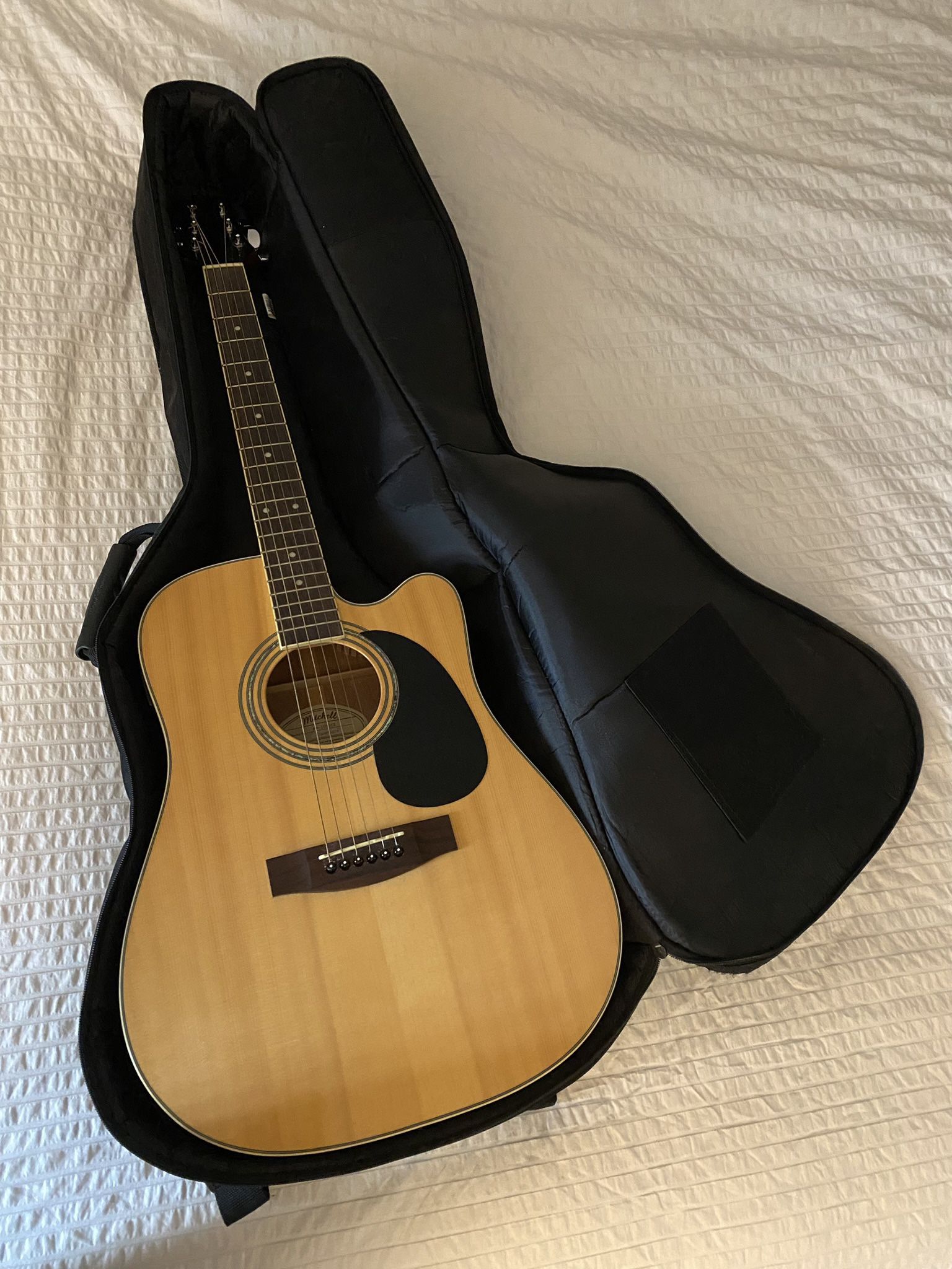 Mitchell MD-100SCE and Travel Bag - Like New!