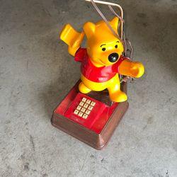 1970 Vintage Disney Winnie Phone & Table Lamp Combo 