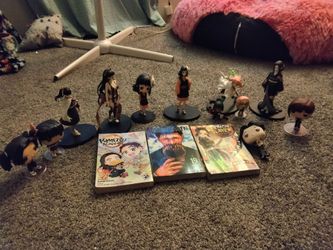 Anime Manga and Figures Bundle