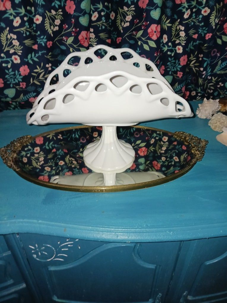 Vintage Milk Glass Large No Cracks Or Chips