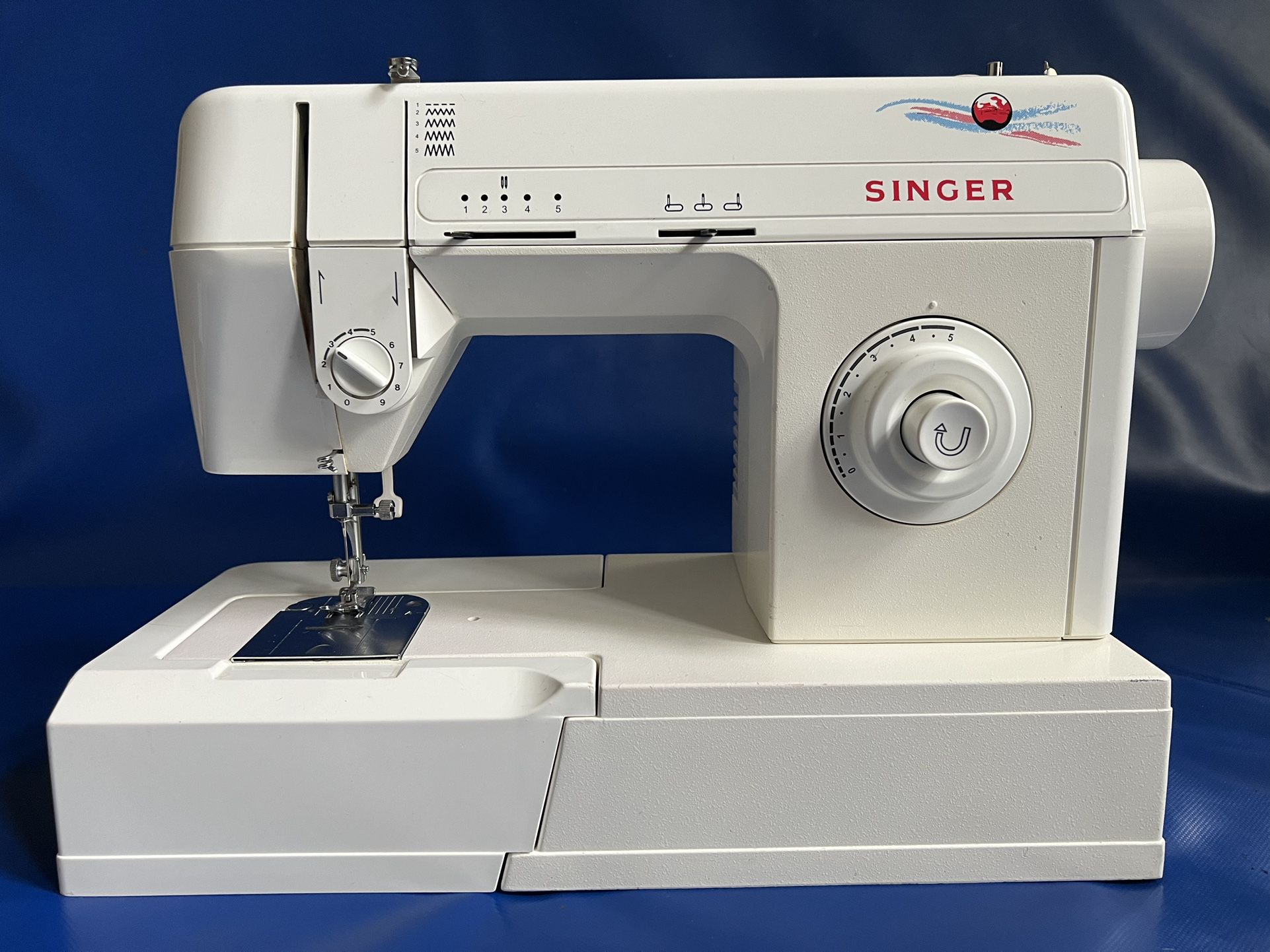 Singer Sewing Machine Model # 2517 C White 