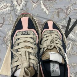 Gucci Sneakers