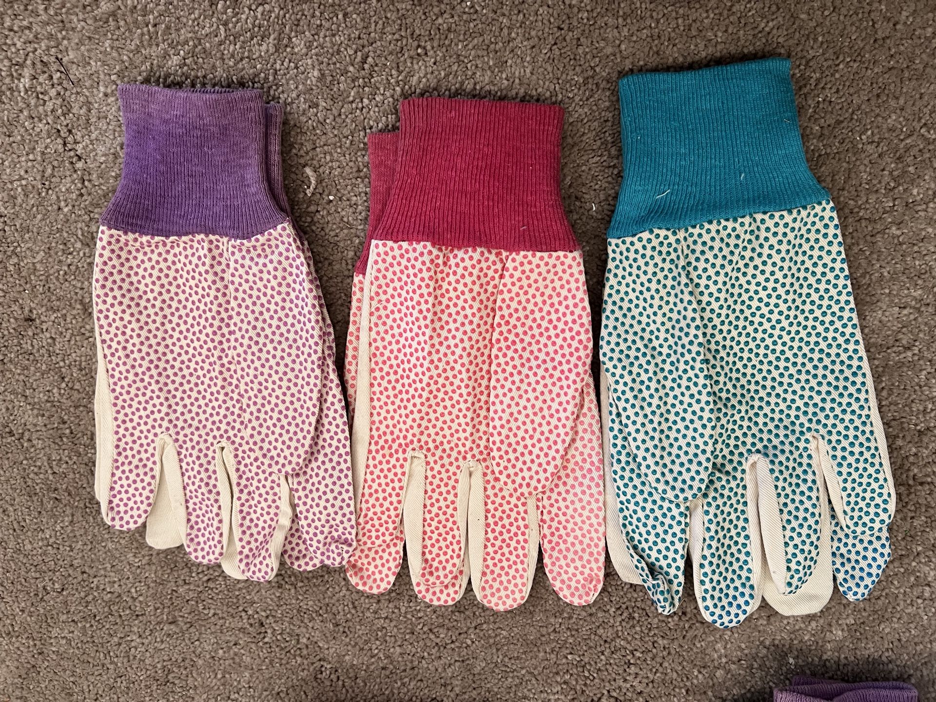 Work Gloves $5 Each
