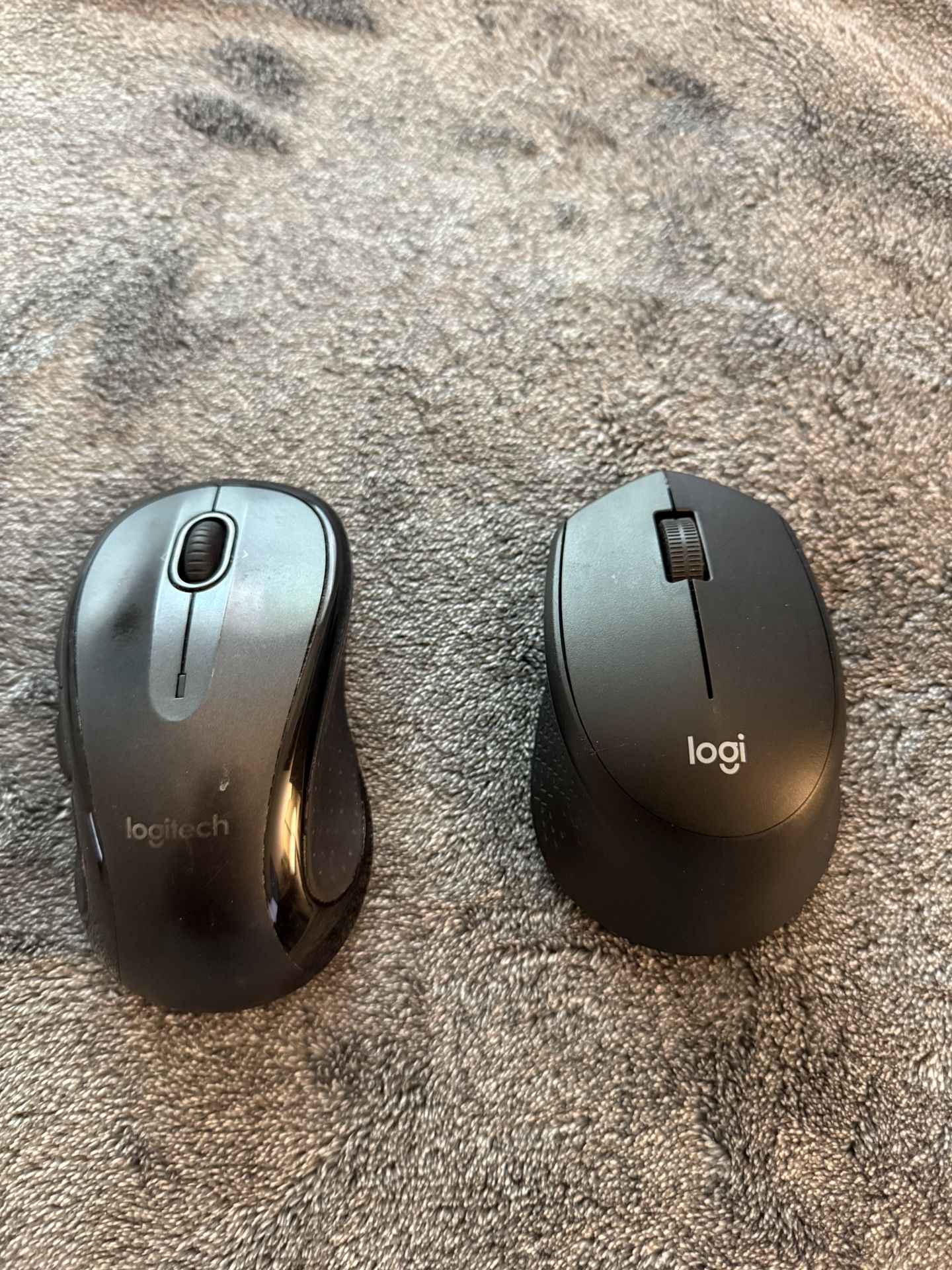 (2) Wireless Mouse - With Batteries