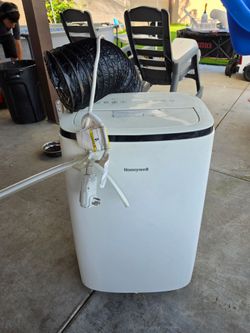 Air conditioner portable air conditioner AC working