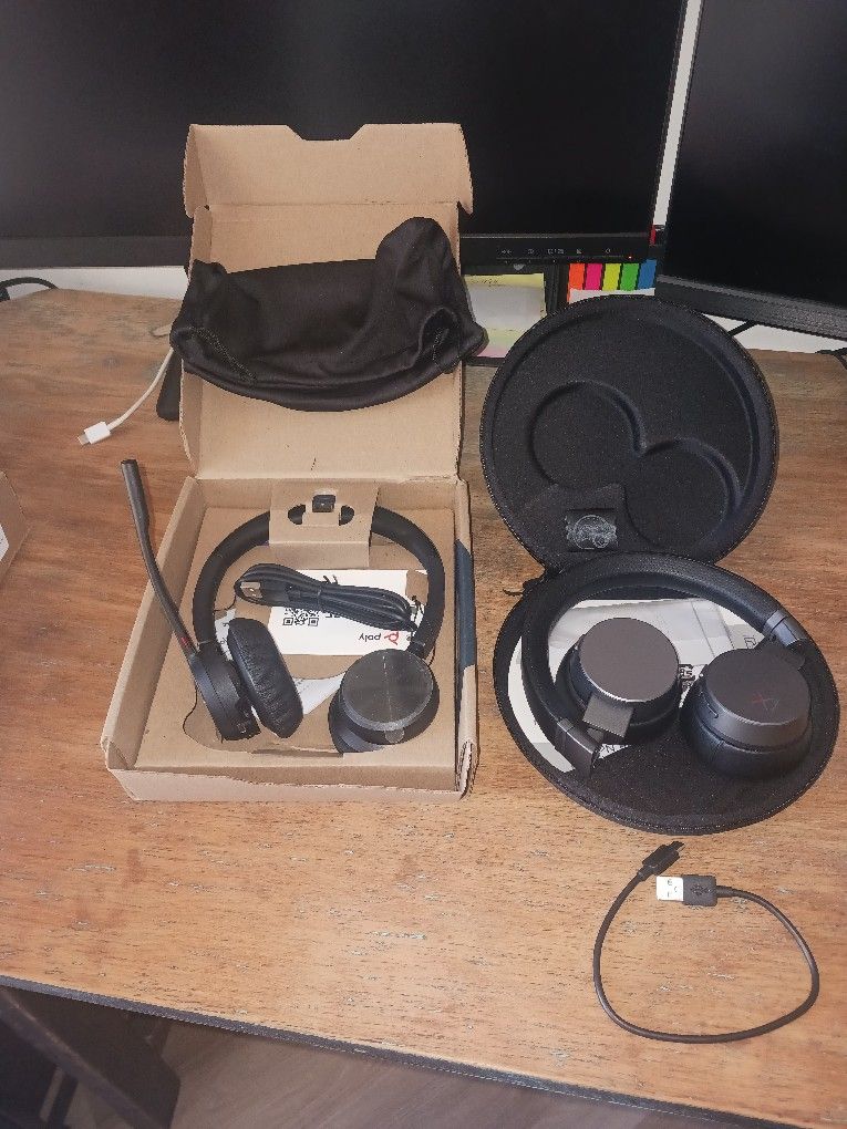 Poly and Lenovo Headset + Webcam All  are New, 