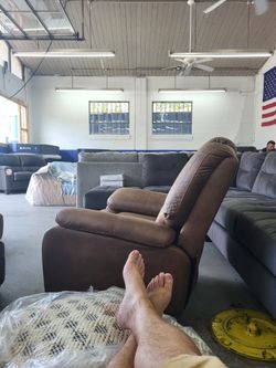 🏴‍☠️NEW Chairs and Sectionals🏴‍☠️