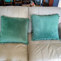 Emerald Velvet Accent Throw Pillows