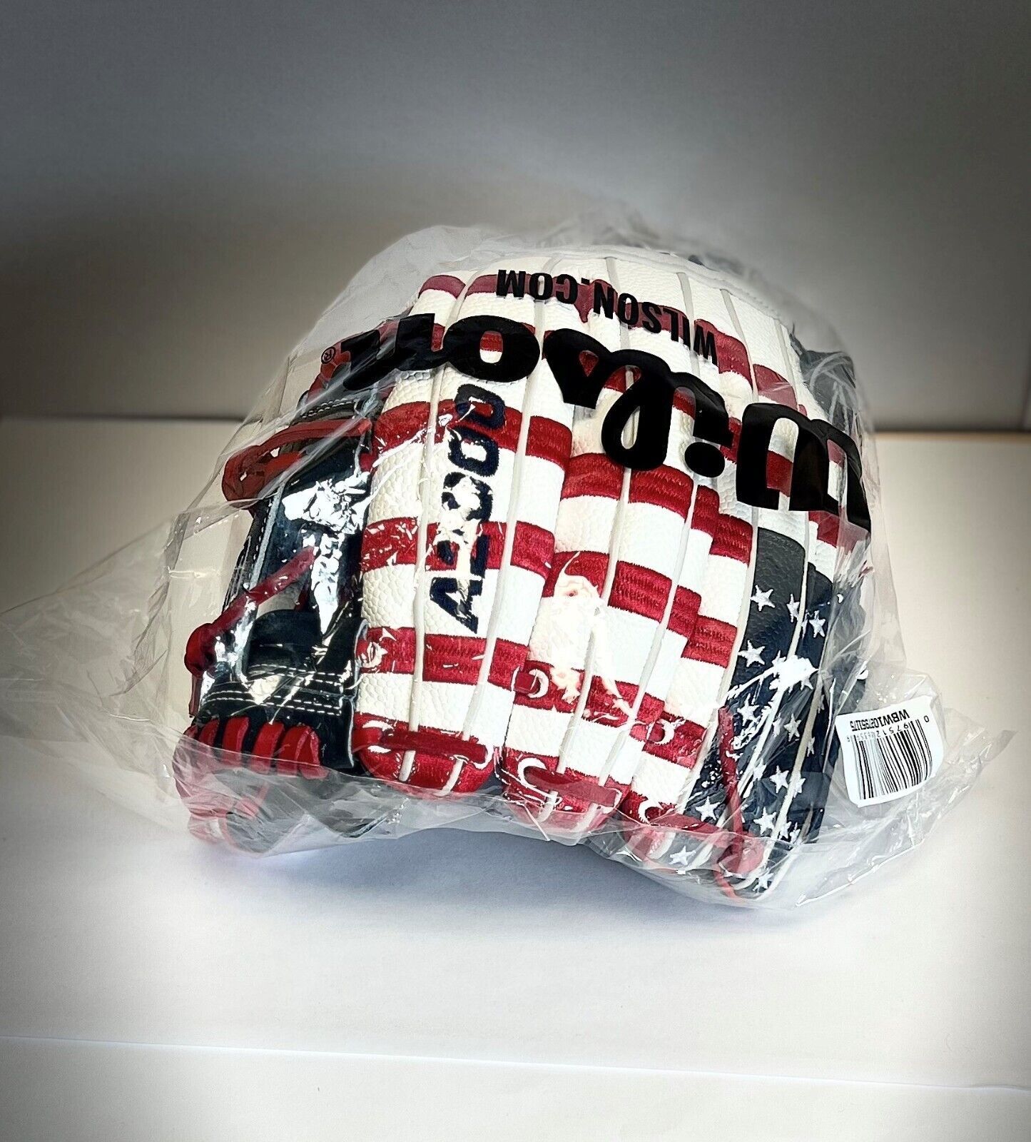 "Banner" A2000 1975SS 11.75" Infield Baseball Glove
