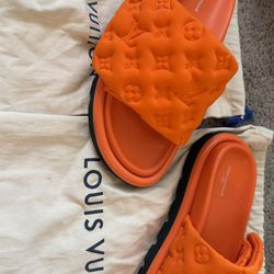 SALE LV Pool Pillow slides Authentic
