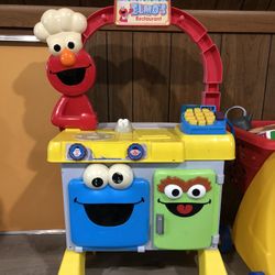 elmo kitchen toy