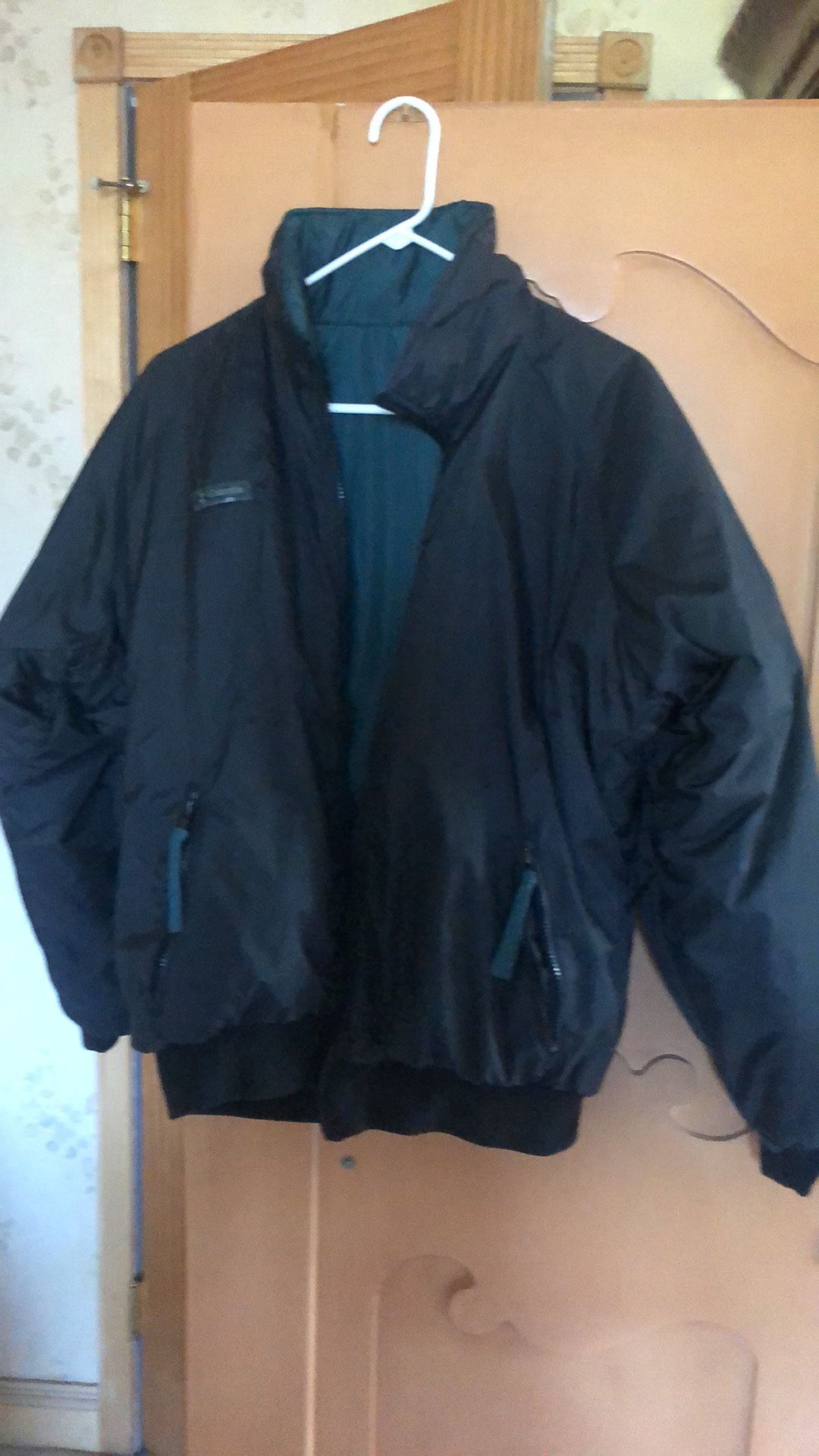 Men’s Columbia reversible jacket, size Large