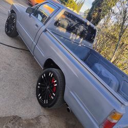 1986 Toyota Short Bed Pick Up Truck