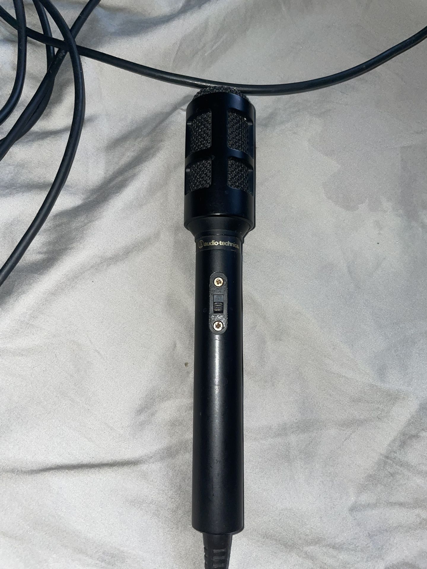 Audio-Technica AT9100 Unidirectional Dynamic Microphone
